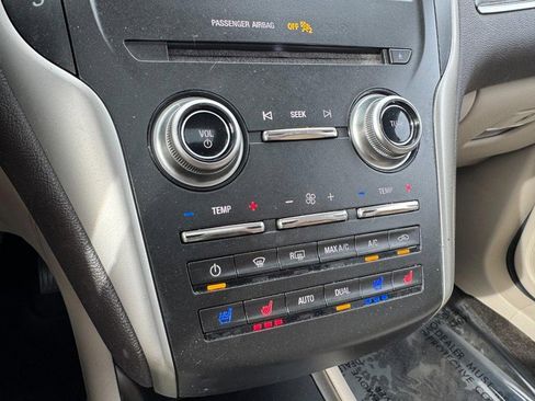 Used 2018 Lincoln MKC Reserve image 17