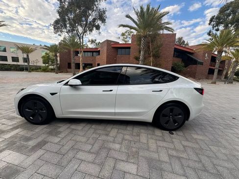 Used 2023 Tesla Model 3 Standard Range RWD image 5