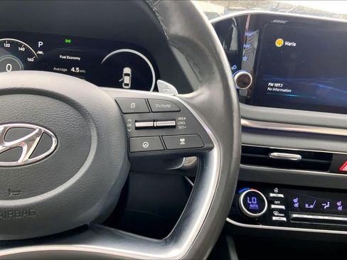 Used 2022 Hyundai Sonata Limited w/ Preferred Accessory Package FWD image 25