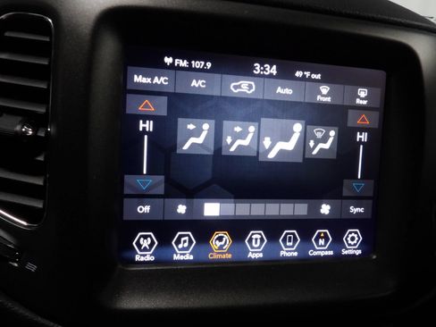 Used 2020 Jeep Compass Trailhawk AWD/4WD image 16