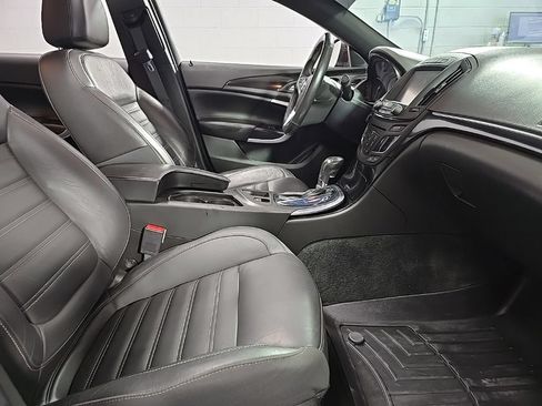 Used 2017 Buick Regal GS w/ Driver Confidence Package #1 AWD/4WD image 35