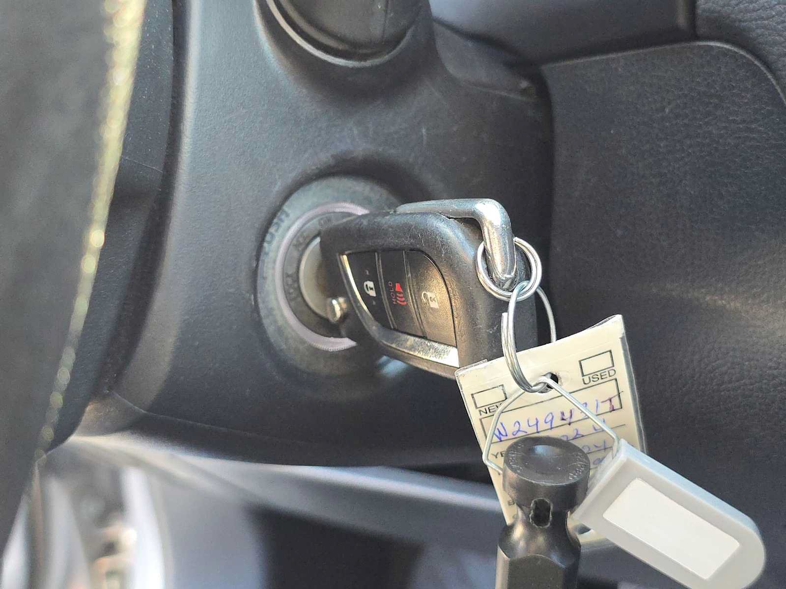 Used 2023 Toyota RAV4 LE FWD image 30