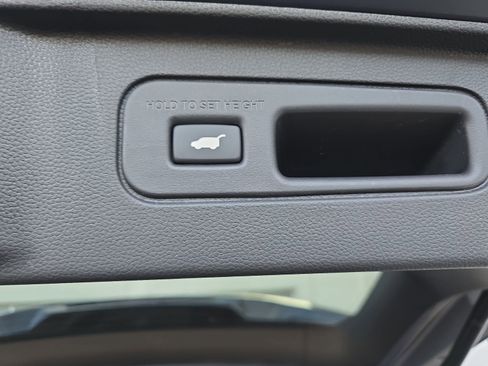 New 2026 Honda Pilot Touring image 14