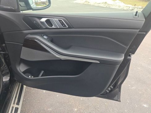 Used 2025 BMW X7 xDrive40i image 6