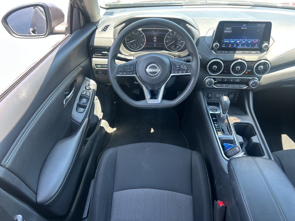 Used 2025 Nissan Sentra SV FWD image 27