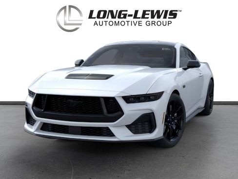 Used 2026 Ford Mustang GT Premium RWD image 2