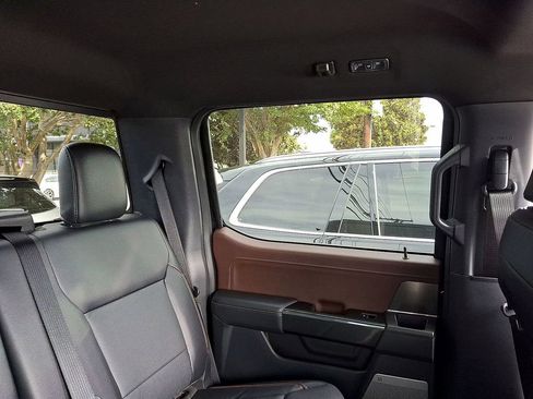 Used 2023 Ford F150 Lariat AWD/4WD image 14