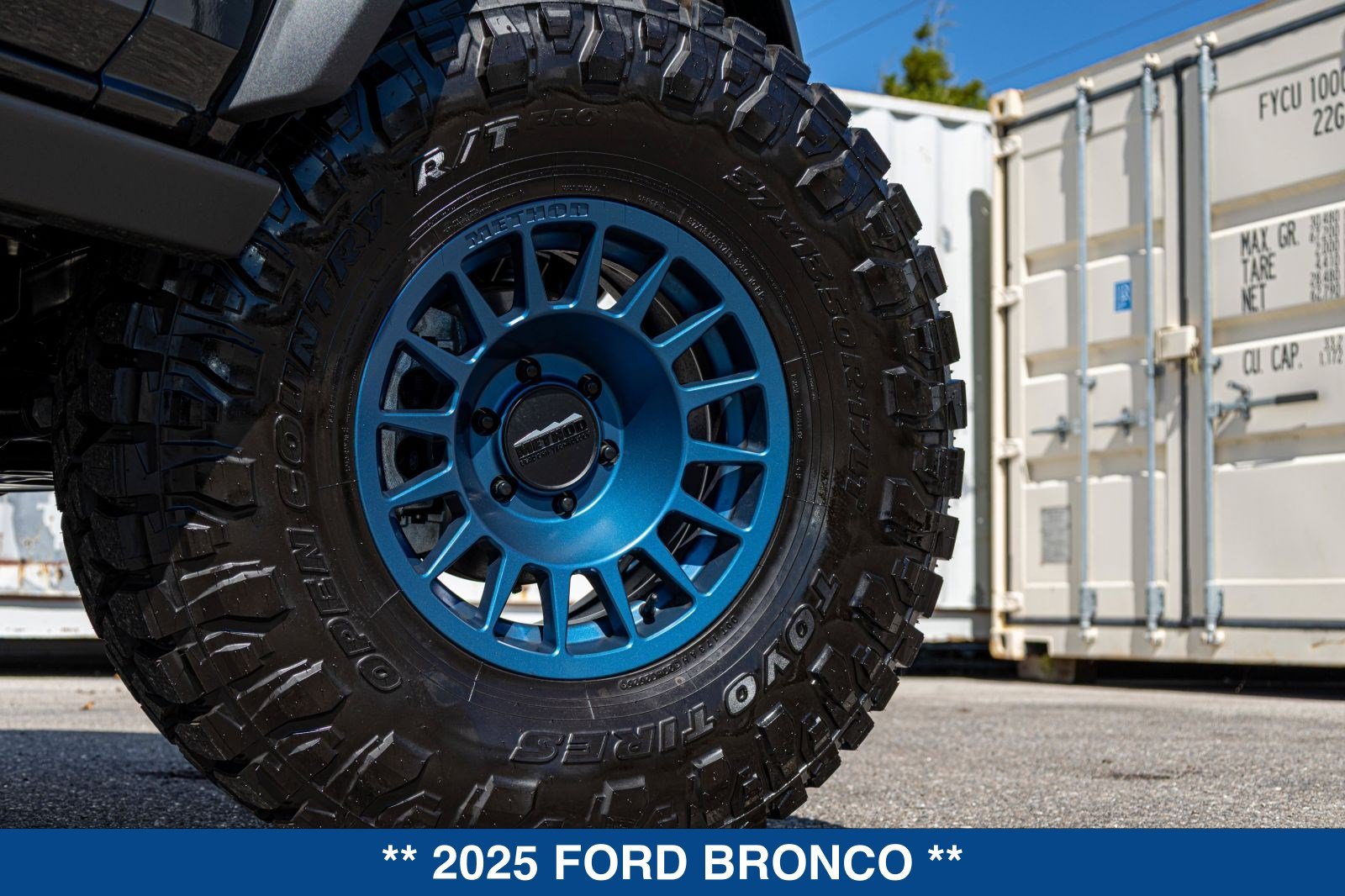 Used 2025 Ford Bronco Badlands AWD/4WD image 29