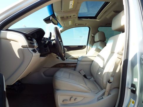 Used 2015 GMC Yukon XL Denali w/ Touring Package image 19