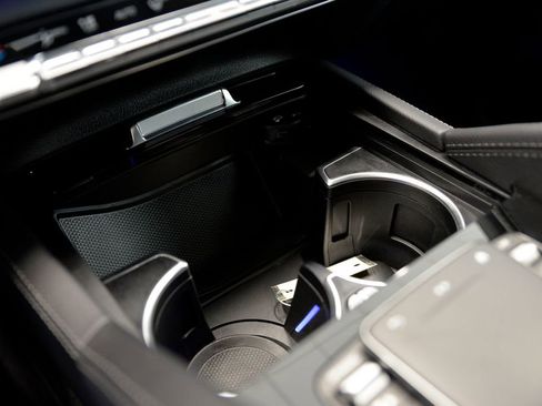 Used 2022 Mercedes-Benz GLE 350 4MATIC image 25