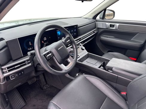 Used 2025 Hyundai Santa Fe SEL image 15