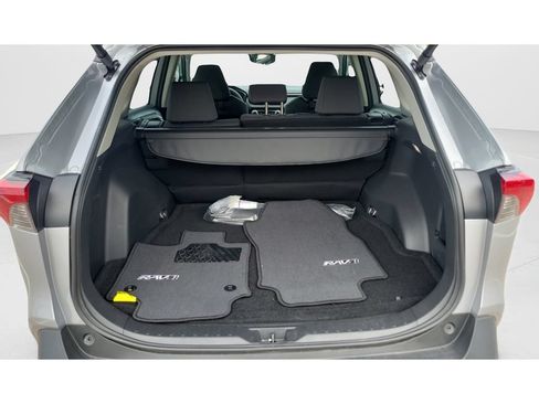Certified 2025 Toyota RAV4 XLE w/ Convenience Package FWD image 14