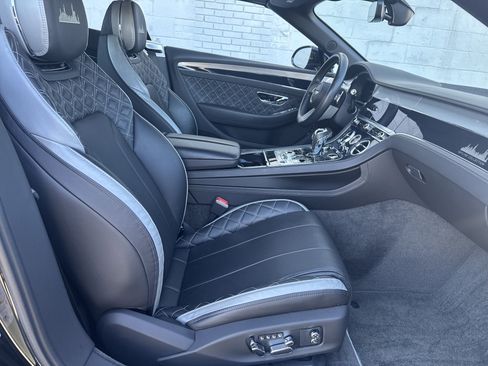 Used 2022 Bentley Continental GT AWD/4WD image 2