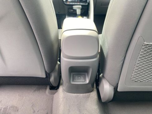 New 2026 Hyundai Elantra SEL Sport FWD image 29