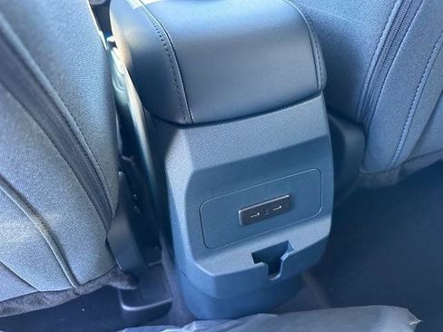 New 2025 Ford Maverick XLT image 13