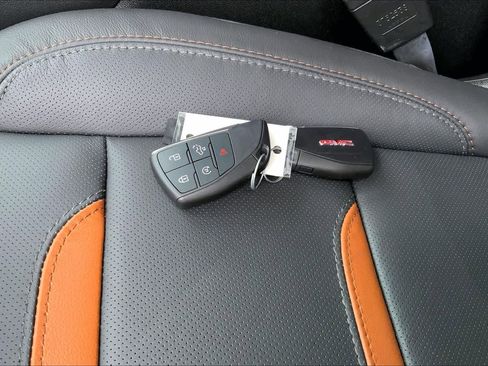 Used 2026 GMC Sierra 1500 AT4 w/ AT4 Premium Package image 15