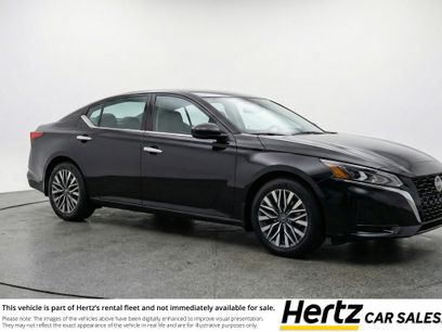 Used 2025 Nissan Altima 2.5 SV