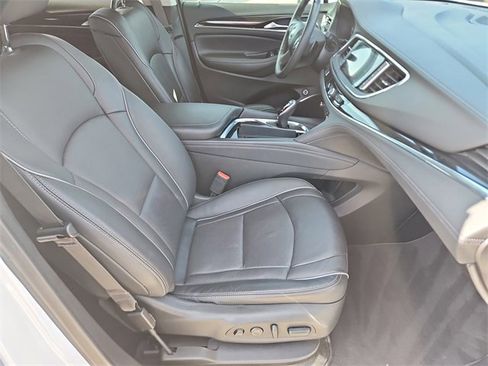 Used 2020 Buick Enclave Avenir w/ Avenir Technology Package image 18