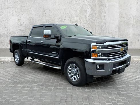 Used 2019 Chevrolet Silverado 3500 LTZ w/ LTZ Plus Package AWD/4WD image 2