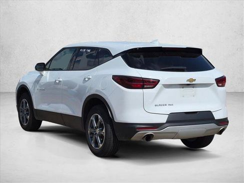 Used 2025 Chevrolet Blazer LT AWD/4WD image 7