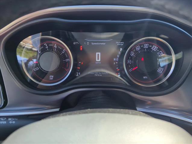 Used 2021 Dodge Challenger SXT RWD image 12