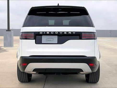 New 2026 Land Rover Discovery Limited Edition image 4