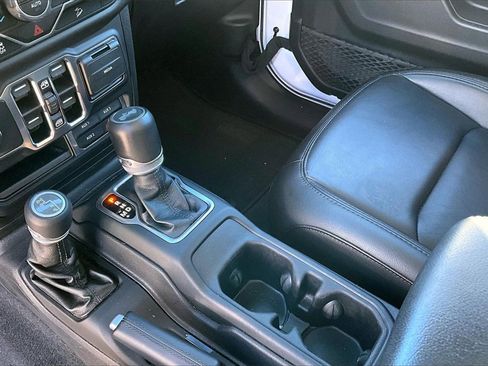 Certified 2021 Jeep Wrangler Unlimited Sahara image 16