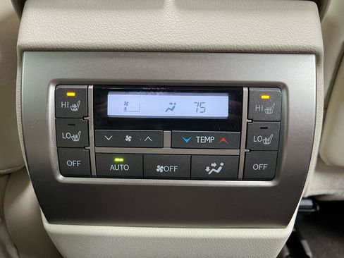 Used 2015 Lexus GX 460 w/ Premium Package AWD/4WD image 23