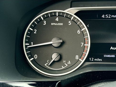 New 2025 Nissan Pathfinder SV w/ SV Premium Package image 12