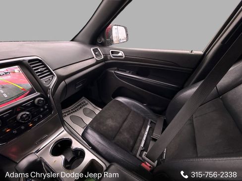 Used 2018 Jeep Grand Cherokee Altitude image 21