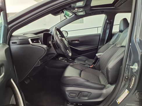 Used 2024 Toyota Corolla XSE FWD image 12
