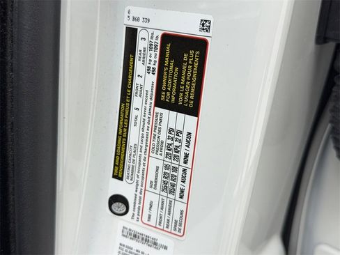 Used 2025 BMW 740i w/ Premium Package image 56