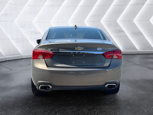 Used 2018 Chevrolet Impala Premier w/ Premier Confidence Package FWD image 22