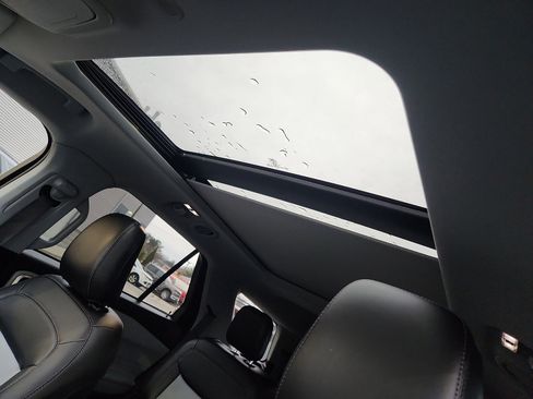 Used 2023 Ford Explorer XLT w/ Equipment Group 202A image 22