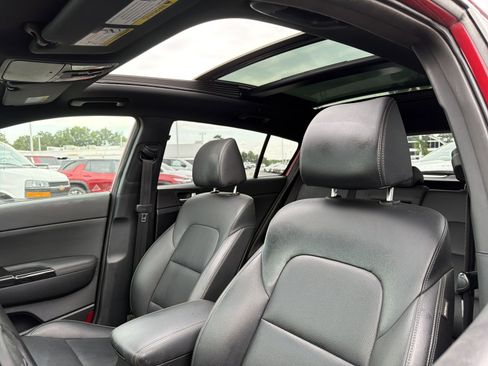 Used 2020 Kia Sportage S w/ S Premium Package AWD/4WD image 34