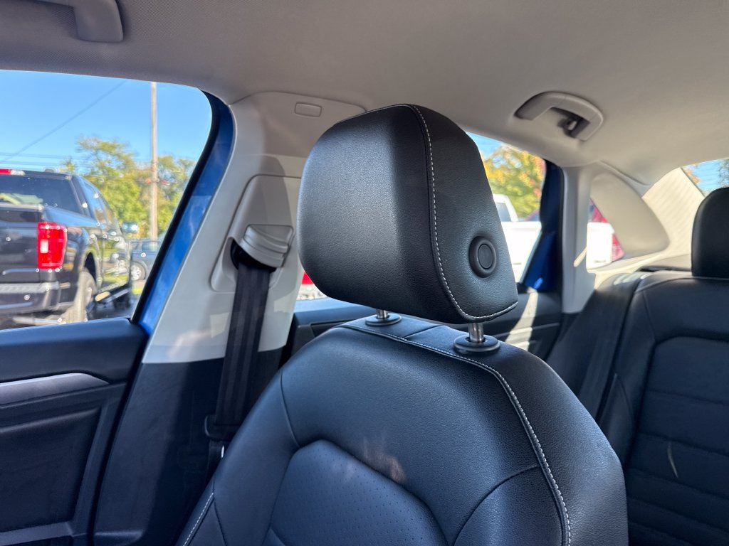 Used 2024 Volkswagen Jetta SE FWD image 37