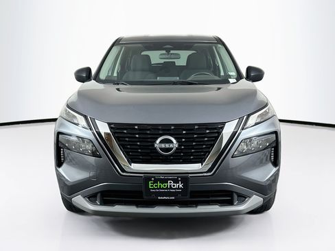 Used 2023 Nissan Rogue S AWD/4WD image 2