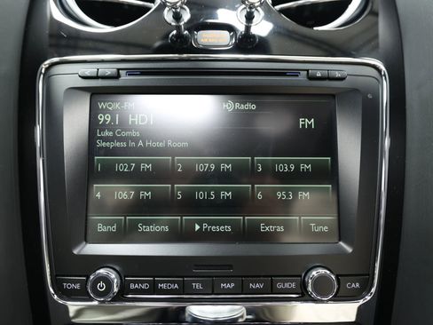 Used 2016 Bentley Flying Spur V8 image 36