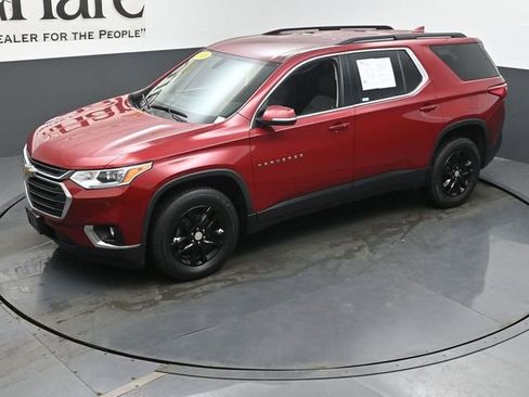 Used 2020 Chevrolet Traverse LT FWD image 45