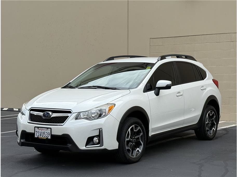 Used 2016 Subaru Crosstrek 2.0i Limited w/ Popular Package #2 AWD/4WD image 4