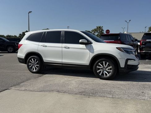 Used 2021 Honda Pilot EX image 2