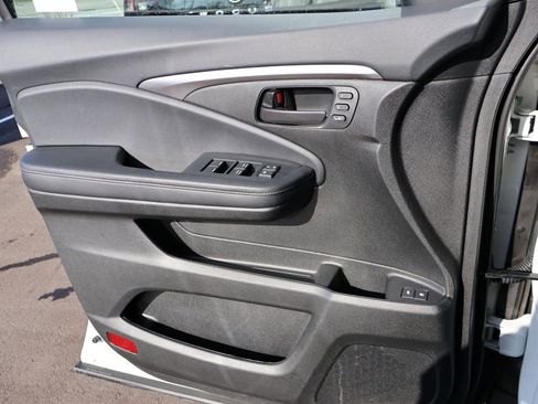 Certified 2023 Honda Passport EX-L image 30