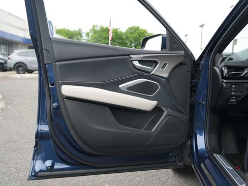 Certified 2025 Acura RDX SH-AWD image 17