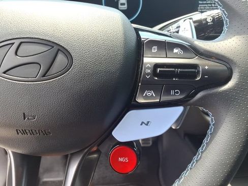 Used 2025 Hyundai Elantra N FWD image 31