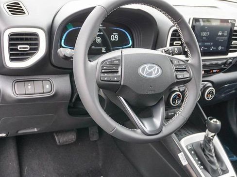 New 2026 Hyundai Venue SEL FWD image 9