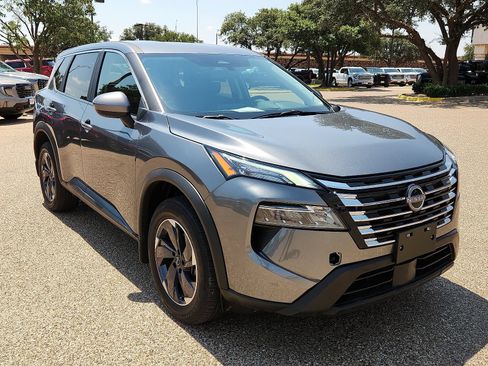 Used 2026 Nissan Rogue SV FWD image 7