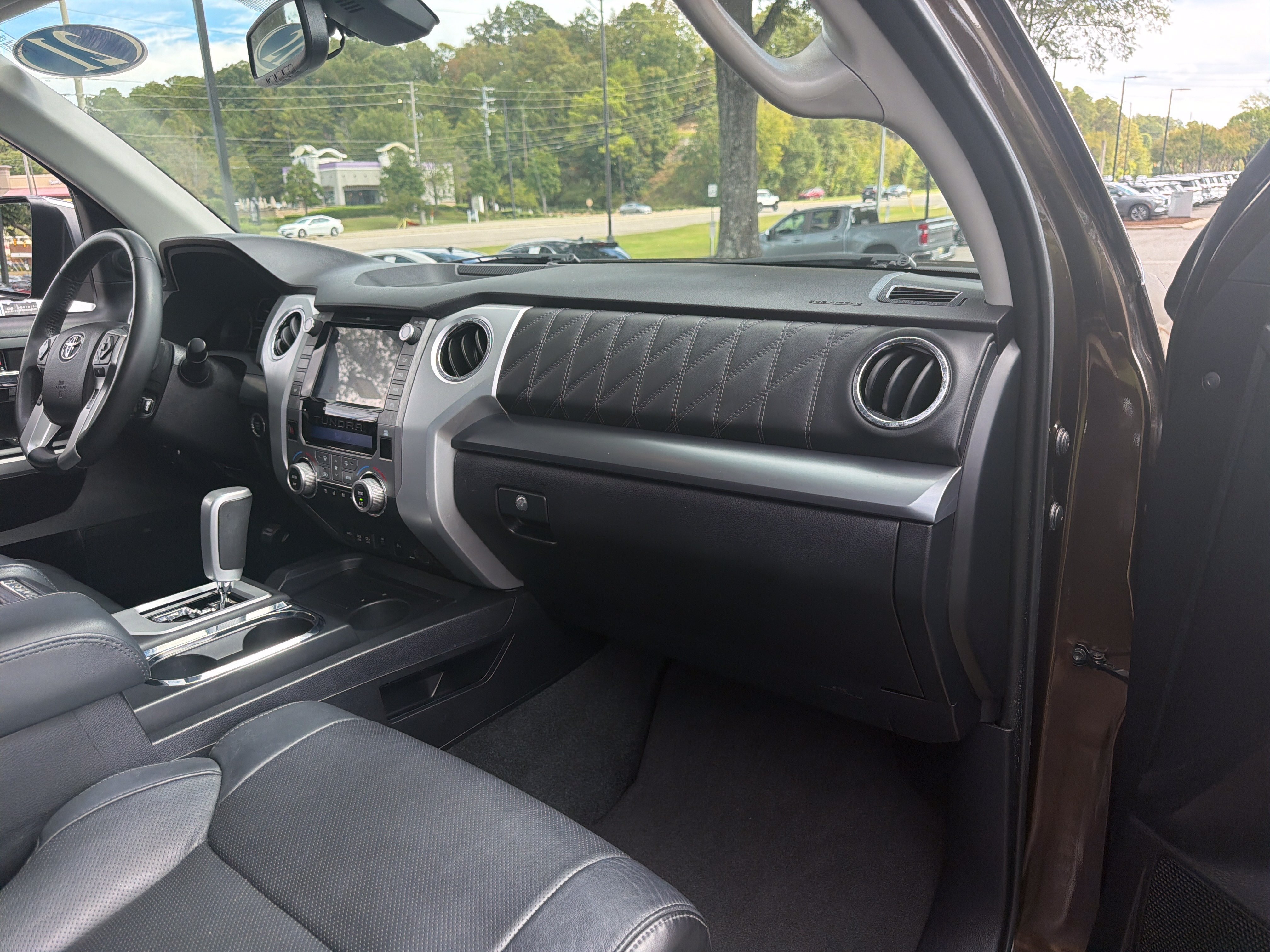Used 2021 Toyota Tundra Platinum RWD image 34