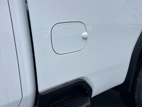 New 2026 GMC Sierra 2500 Pro w/ Convenience Package image 4