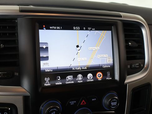 Used 2016 RAM 1500 Big Horn image 7