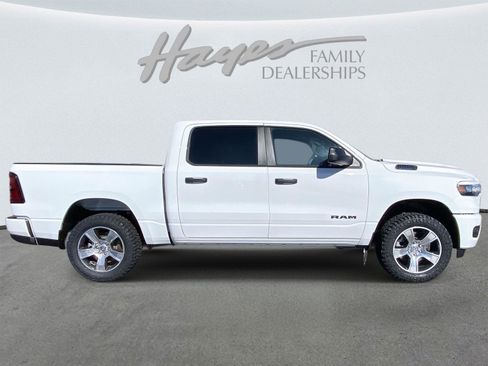 New 2026 RAM 1500 Express image 3